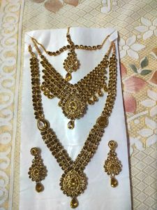 Bridal Jewellery Set.