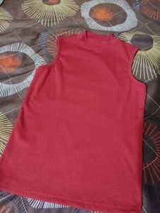 Red Sleeveless Top