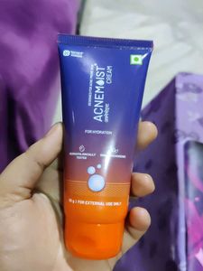 Very Light Weight Moisturizer For Acne Prone Skin