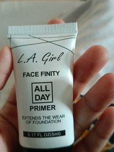 LA girl Primer