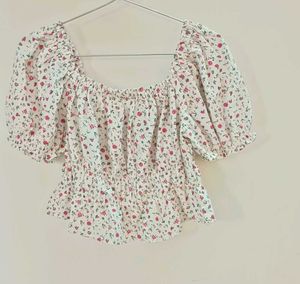 Floral Print Puff Sleeve Top