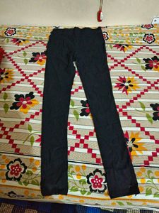 Black Stretchable Jeggings