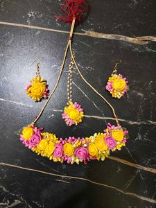 Beautiful Flower Jewellery