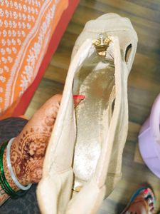 B Annas importedheel wedges with zipper