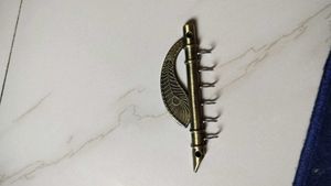 Decorative Metal Key Holder, screw missing