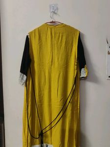 Stylish Kurta Set &amp; Yellow Shrug