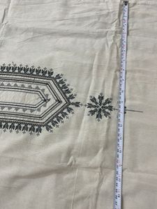 Elegant unstich  Embroidered Kurta