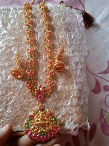 Ruby Emarald Long Chain With Lakshmi Jumkas Earrings