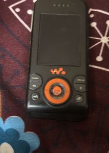 Vintage Sony Ericson W580i