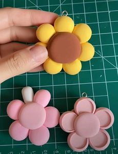3 × Cute Animal Flower Charms🌸