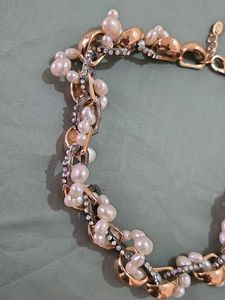 ZARA Pearl Chunky Neck Piece