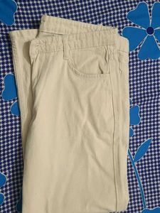 The Must Have Jeans In Wardrobe