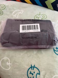 ⭐️Victoria’s Secret⭐️ QUILTED POUCH/CLUTCH
