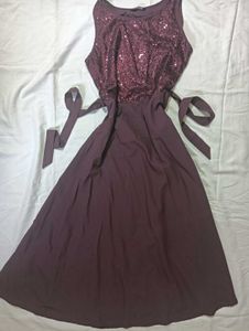 𓏲ּ𝄢Burgundy Sequin Party Dress