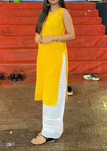 Yellow chikan embroidery Kurta!! Fixed price!!