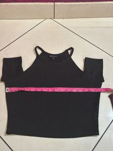 Black Open Shoulder Cropped Top