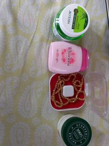 Face Powder Aloevera Gel Chain And Scrub