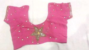 MAKE OFFER 💖 Pink Floral Embroidered Saree