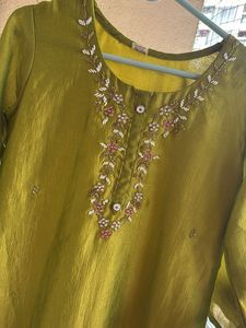 Elegant Green Embroidered Kurti