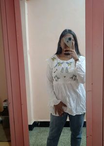 White Short Kurti🌸