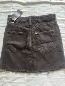 H&amp;M Ripped MIni Skirt