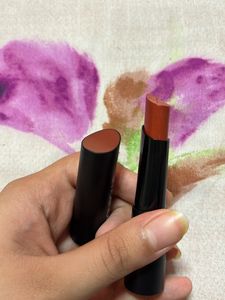 SMASHBOX LIPSTICK - OUT LOUD