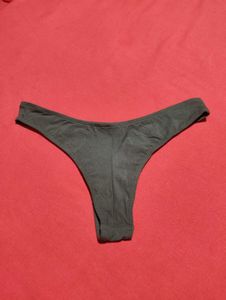 H&amp;M Thong Size .S