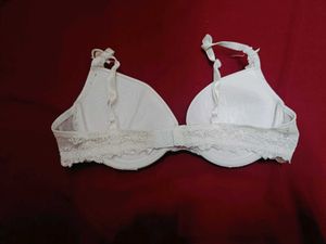 🇳🇿💫💕 Beautiful White Lace Bra