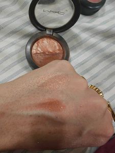 Mac Shimmery Blush