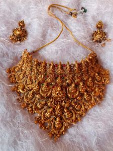 Gold Plated Necklace and Earrings Jewellery Set