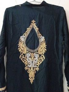 Elegant Black Embroidered Kurti