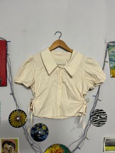 Cute Collared Top🤍