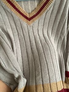 solid knitted pullover