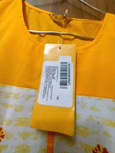 Aurelia Kurti unused with tag