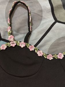 Floral Trim Black Crop Top