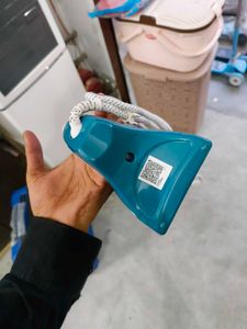 Steam Iron - Blue &amp; White