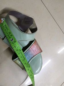 Rainbow Girls' Sandals size issue only 2 time wear