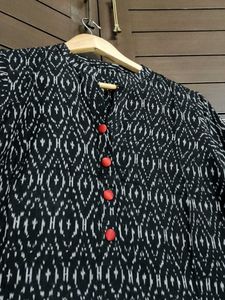 Women Black Printed Elegant Kurta