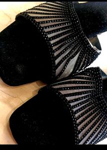 Elegant Black Flats