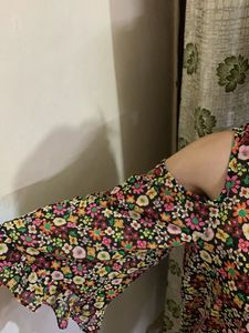 Globus Multicolour Top