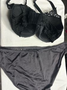 Lace Bra &amp; Panty Set