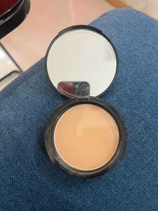 Faces Canada Compact