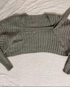 Grey bulero