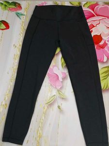 (1100)Black Workout Leggings with Pockets