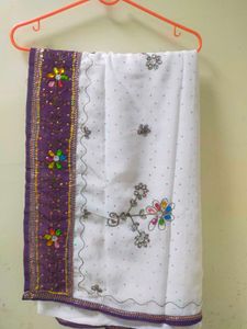 White Saree With Contrast  💜 Border And Blouse