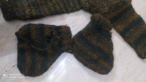 Sweter Pjami Cap Socks Set