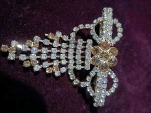Rhinestone Bow Brooch with Dangles