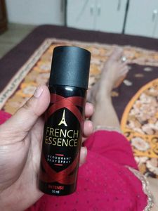 French Essence Body spray
