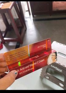 Kojic Acid &amp; Vitamin C Cream
