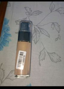 COMBO FOUNDATION AND CONCEALER